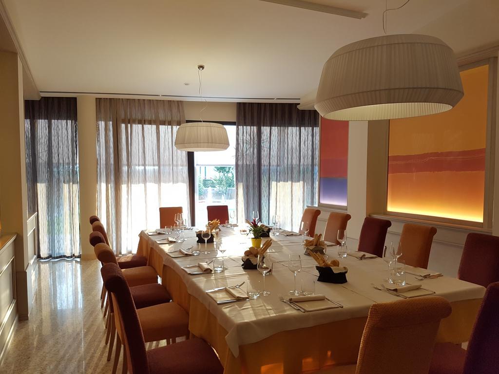 Hotel Corte Quadri ロニーゴ エクステリア 写真